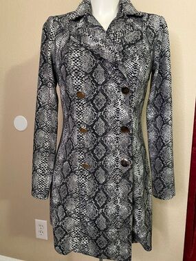 Wearever black retro rock goth gray Snake Print Double-Breasted Coat M